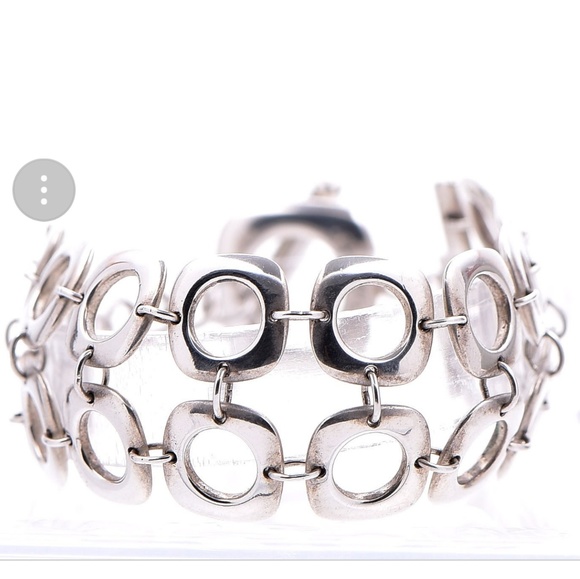 TIFFANY  " CUSHION" TOGGLE BRACELET - Picture 2 of 6